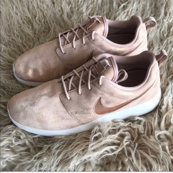 NWT Nike Roshe 1 Premium - Picture 7 of 8